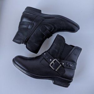 David Tate Art Booties in Black Leather